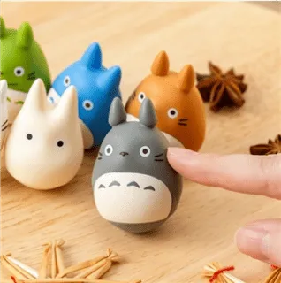MY NEIGHBOR TOTORO Roly-Poly Figures 5cm -  1 Unidade