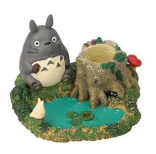 MY NEIGHBOR TOTORO - Totoro by the pond - Figure Pencil Holder